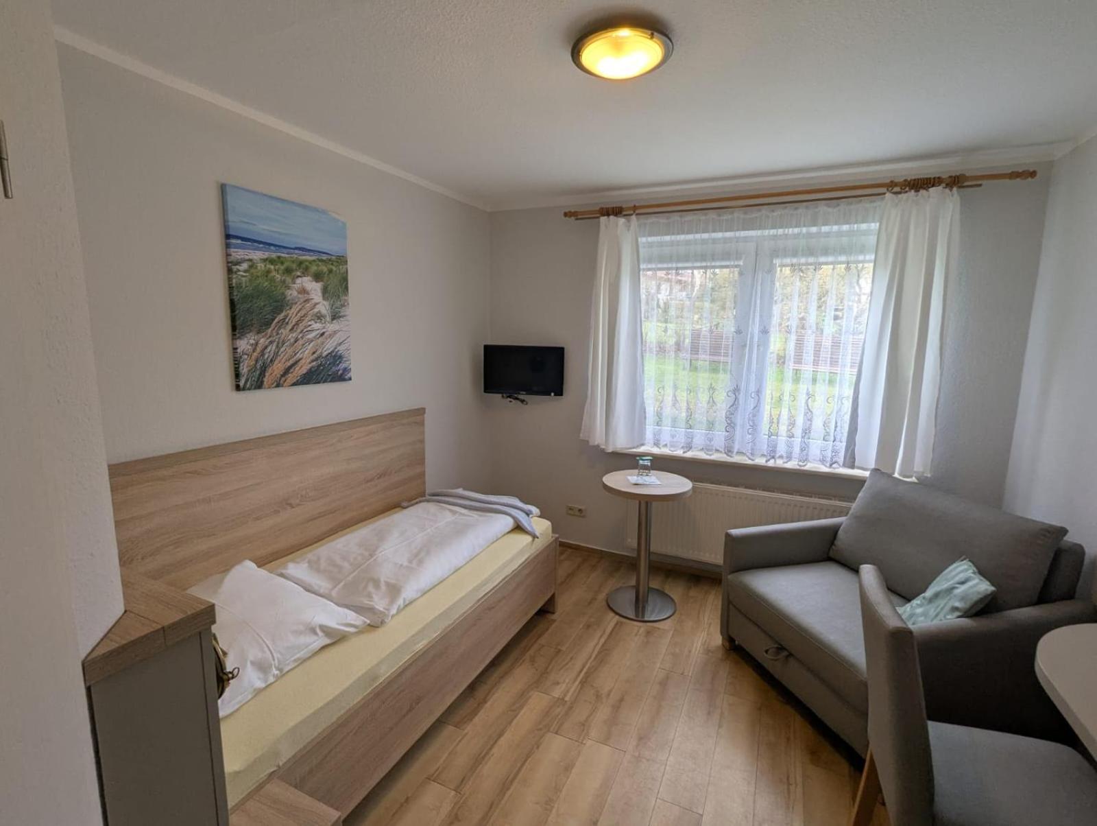 Pension & Restaurant Haus Hiddensee Kloster Zewnętrze zdjęcie