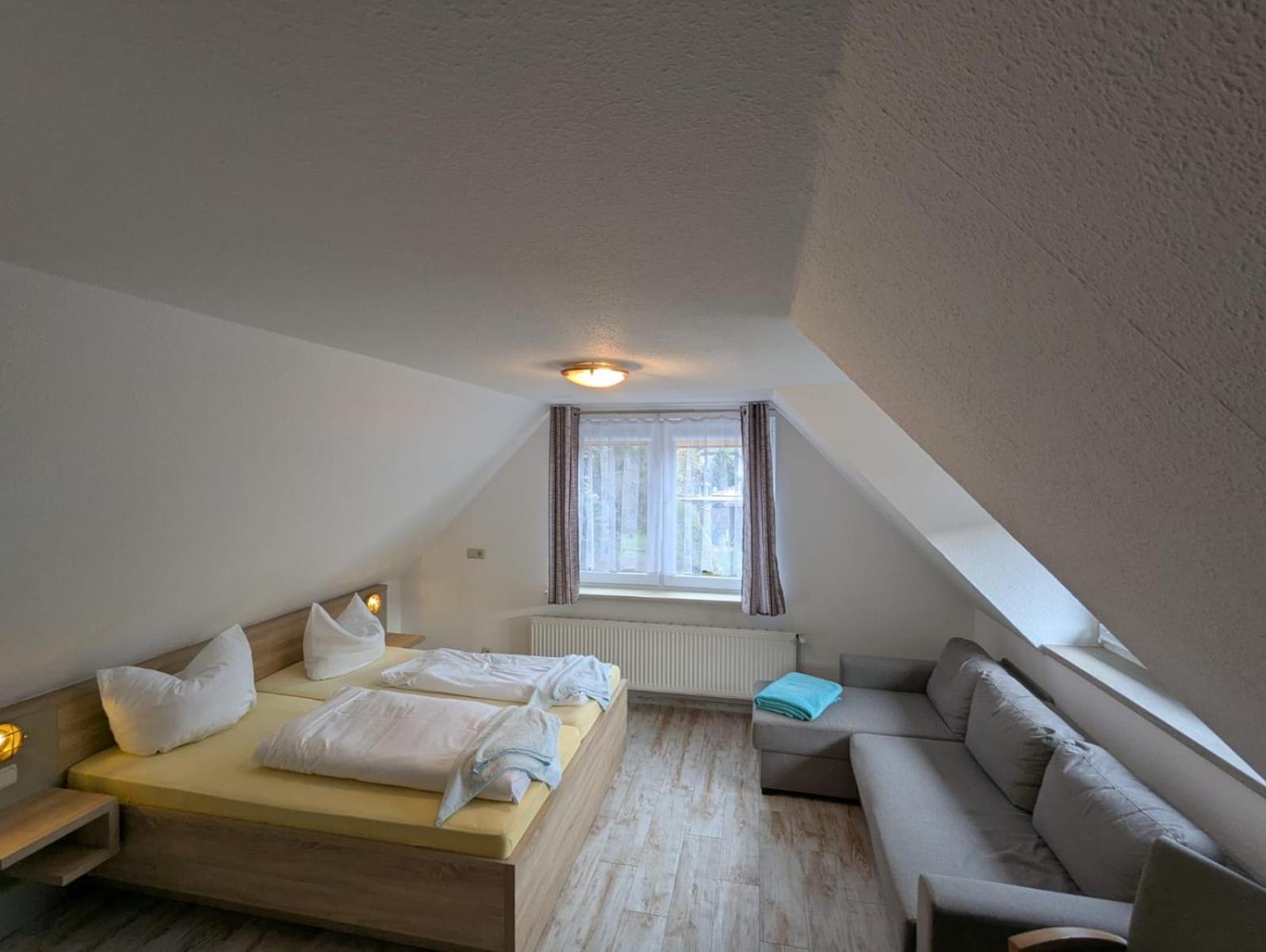 Pension & Restaurant Haus Hiddensee Kloster Zewnętrze zdjęcie